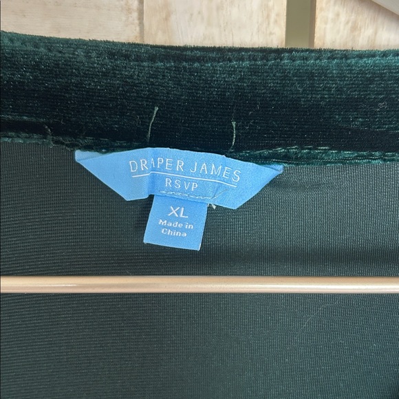 NWT Draper James RSVP Elegant Long Sleeve Velvet Dress. Size XL - Picture 3 of 11